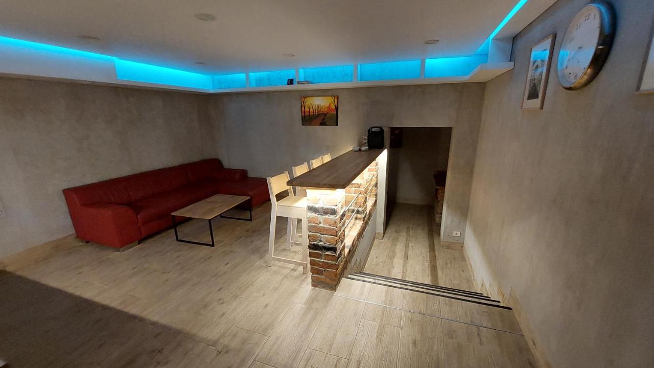Fun And Chill Patalpu Ir Pirties Nuoma Apartamento Vilnius Exterior foto